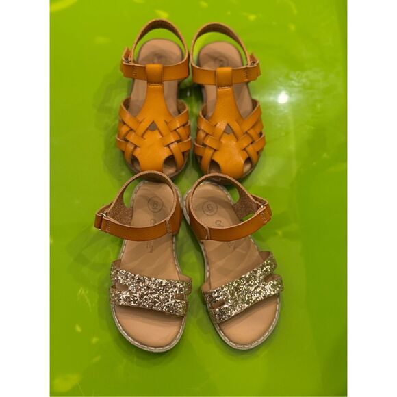 Cat and Jack Sandal bundle sz 6 - Picture 1 of 9